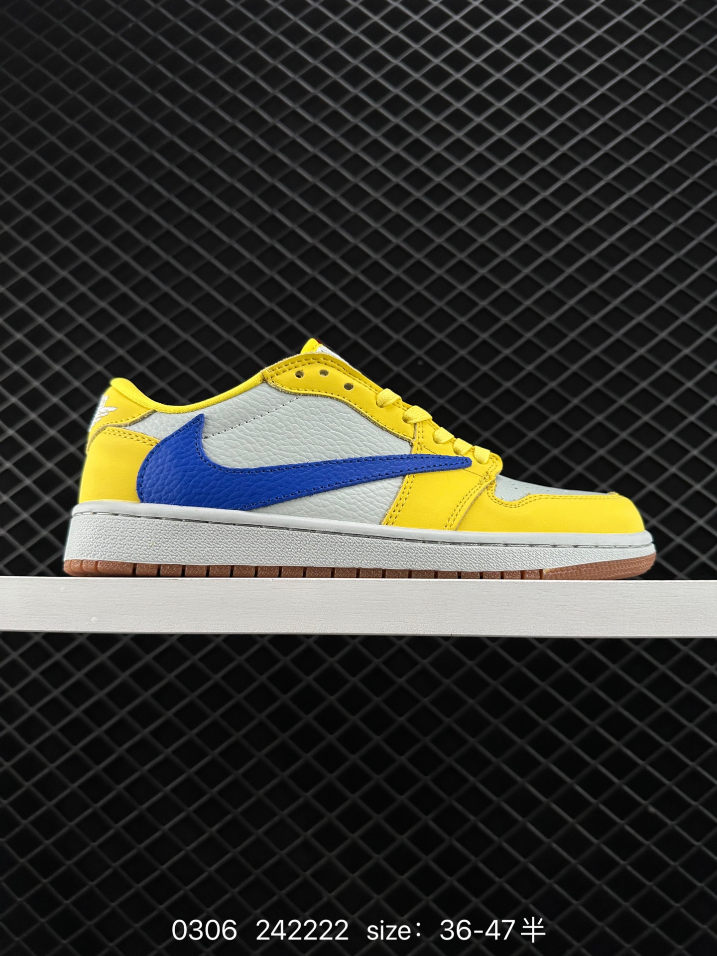 Travis Scott x Air Jordan 1 Low 